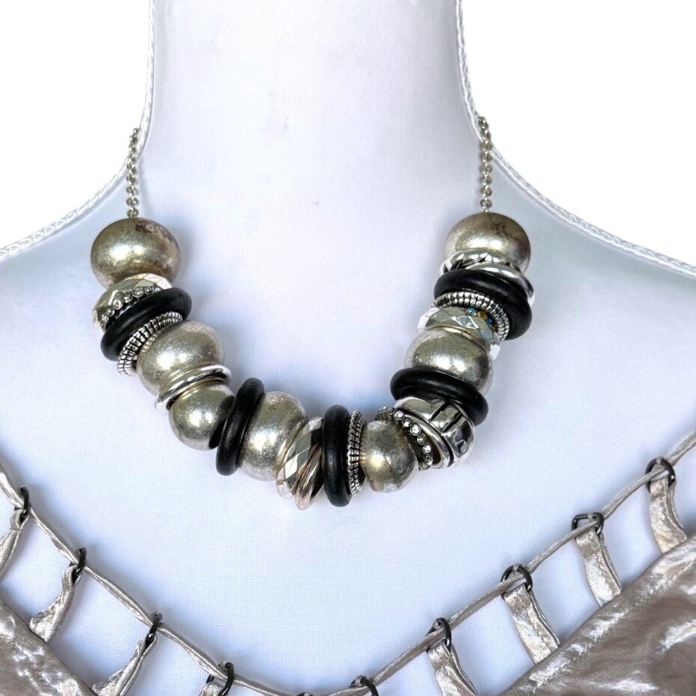 Bebe Y2K Chunky Statement Necklace Silver Black Mixed Bead 2000s 19in